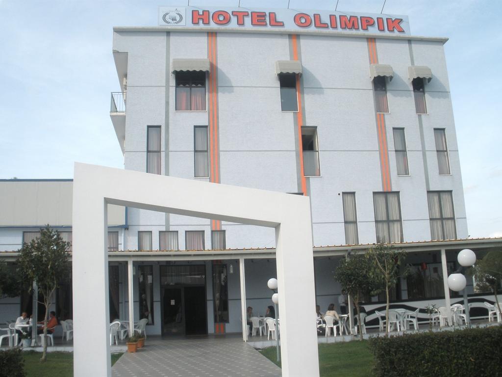 Olimpik Hotel Gjirokastra Zewnętrze zdjęcie