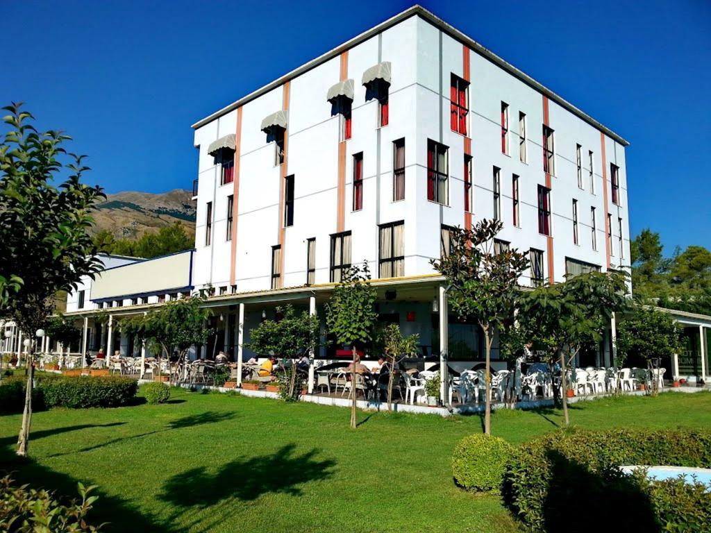 Olimpik Hotel Gjirokastra Zewnętrze zdjęcie